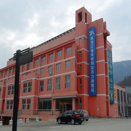 Yabuli The Olympic Club Hotel Harbin Exterior foto
